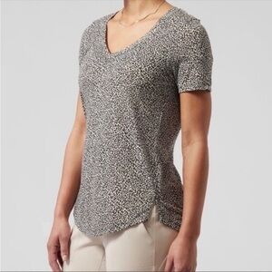 Athleta Breezy Scoop V-Neck Micro Cheetah Print Tee